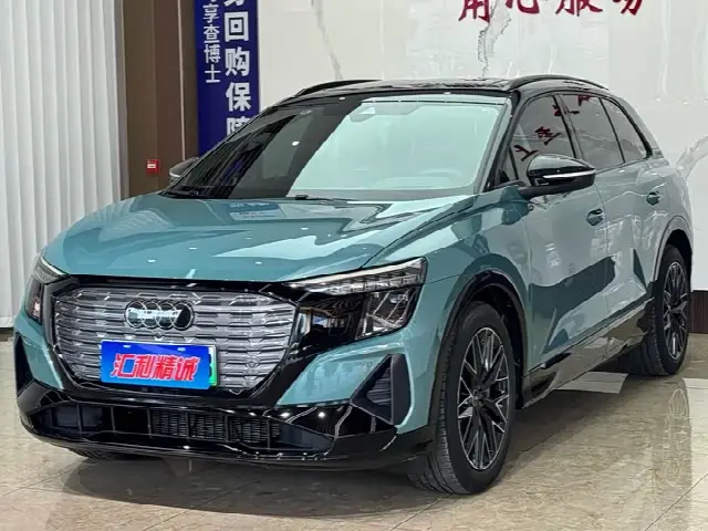 Audi Q5 e-tron 2023, 10 000 км