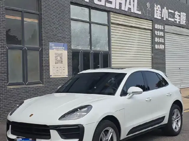 Porsche Macan 2024, 8 000 км