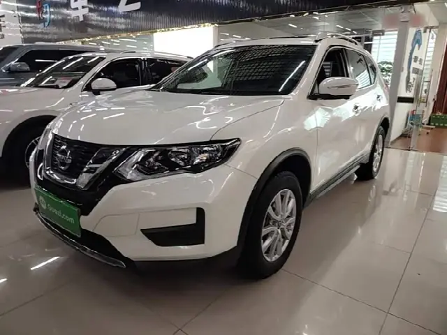 Nissan X-Trail 2023, 32 000 км
