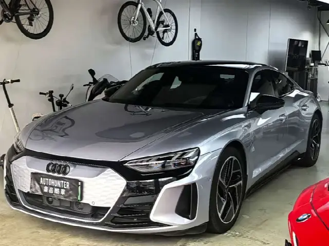 Audi RS e-tron GT 2023, 9 200 км