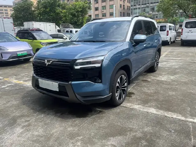 Wuling Starlight 560 Hybrid/EV 2026, новый