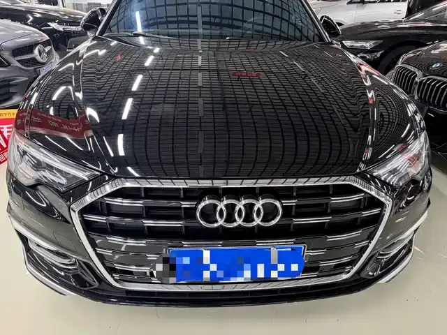 Audi A6L 2023, 70 000 км
