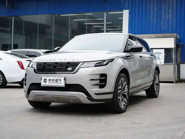 Land Rover Range Rover Evoque L 2024, 29 000 км
