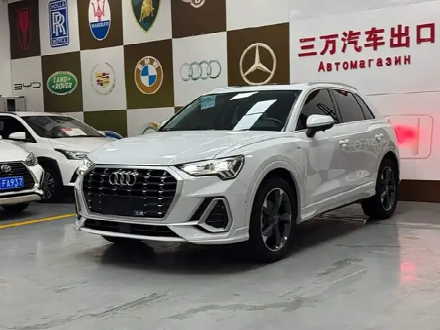 Audi Q3 2022, 34 000 км