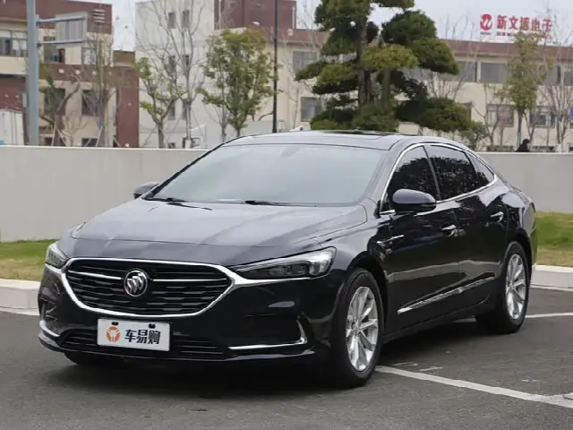 Buick LaCrosse — фото из объявления