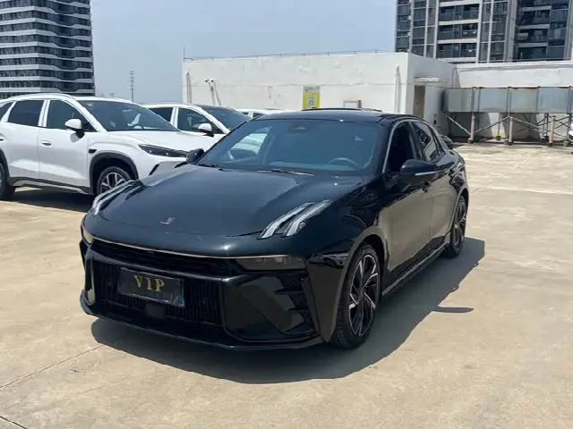 Lynk & Co 03 2023, 16 600 км