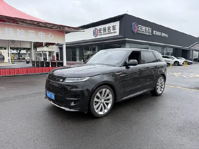 Land Rover Range Rover Sport 2024, 65 000 км