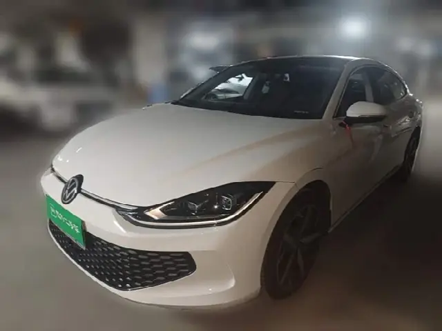 Volkswagen Lamando L 2025, 7 400 км