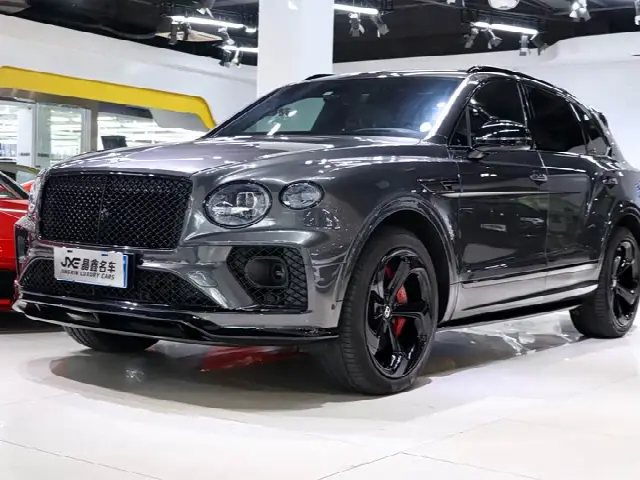 Bentley Bentayga 2022, 70 000 км
