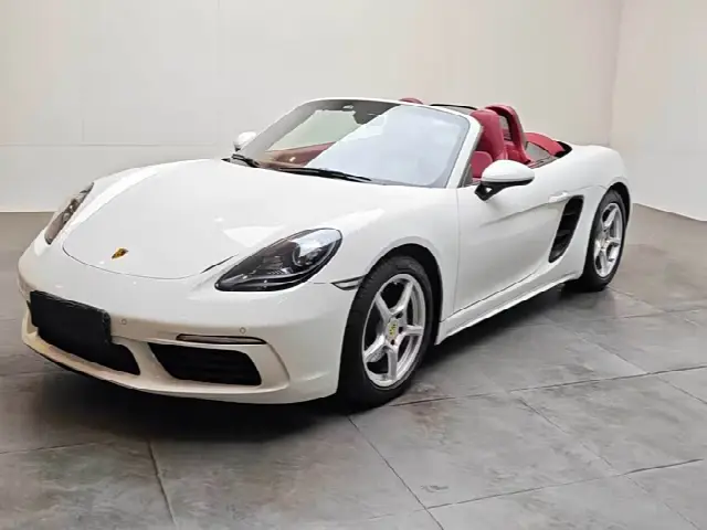Porsche 718 2022, 33 000 км