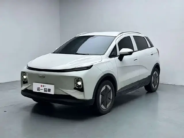 Geely Geometry E Firefly 2024, 43 000 км