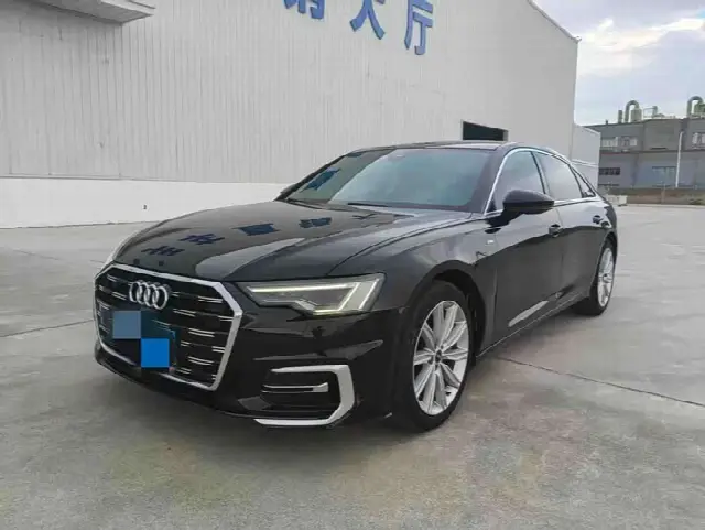 Audi A6L 2023, 50 000 км