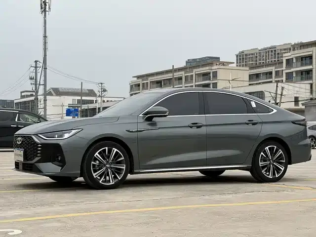 Chery Arrizo 8 2025, 12 000 км