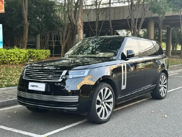 Land Rover Range Rover 2024, 31 000 км