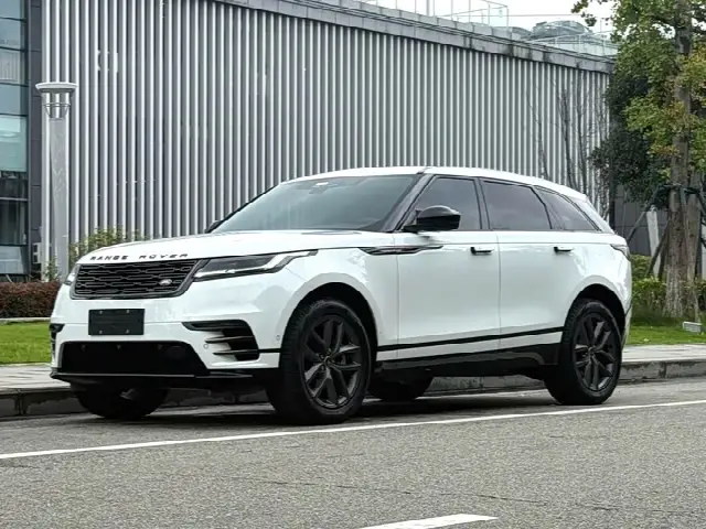 Land Rover Range Rover Velar 2024, 40 000 км