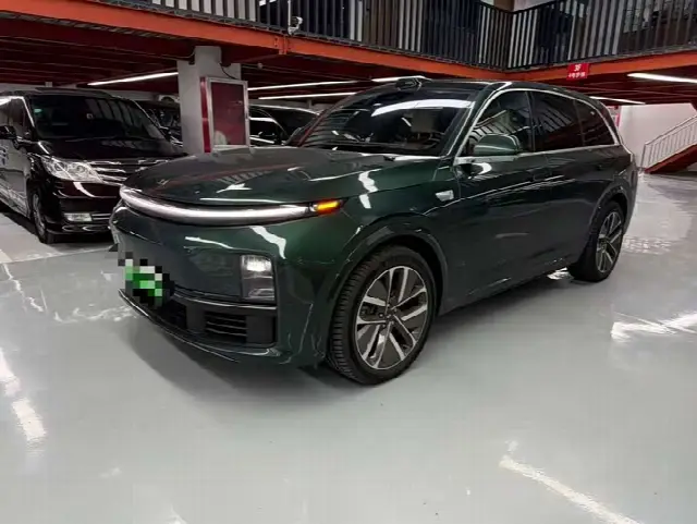 LiXiang L7 2024, 25 000 км