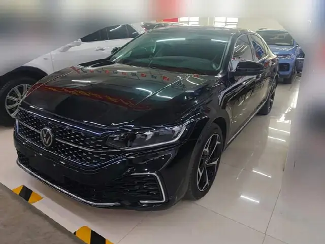 Volkswagen Passat 2025, 32 100 км
