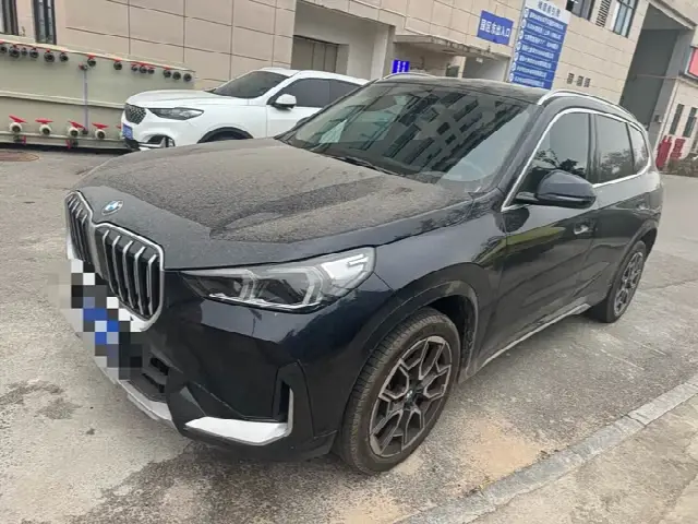 BMW X1 2025, 27 000 км