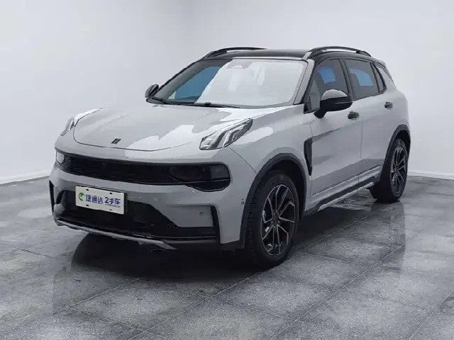 Lynk & Co 01 — фото из объявления
