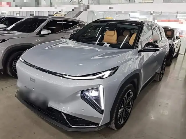 Geely Galaxy L7 2025, 11 200 км