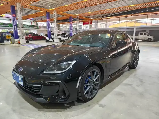 Subaru BRZ 2023, 7 000 км