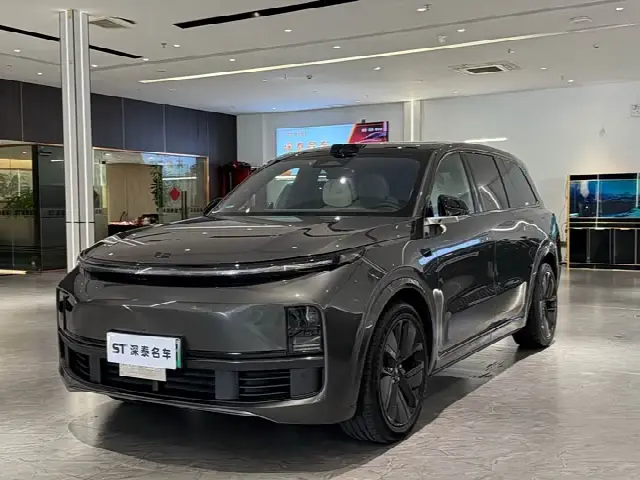 LiXiang L9 2022, 30 000 км