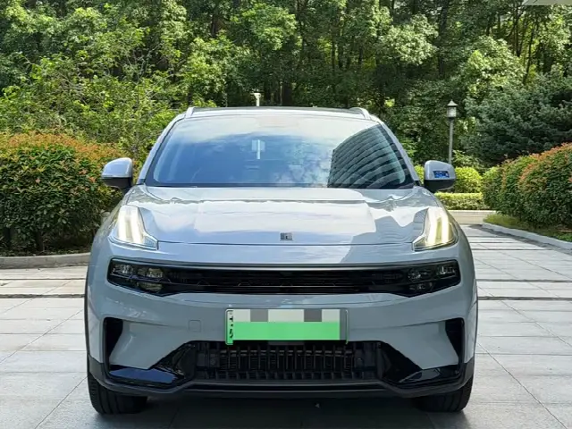 Lynk & Co 06 EM-P Hybrid 2022, 15 000 км