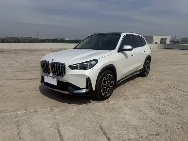 BMW X1 2023, 67 000 км