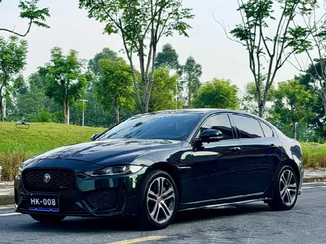 Jaguar XE L 2022, 42 000 км
