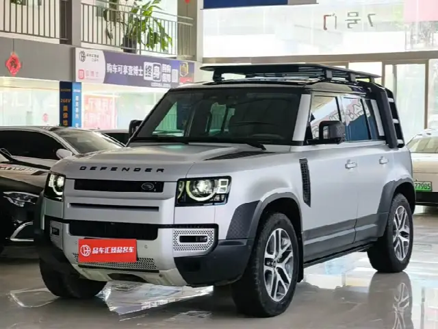 Land Rover Defender — фото из объявления