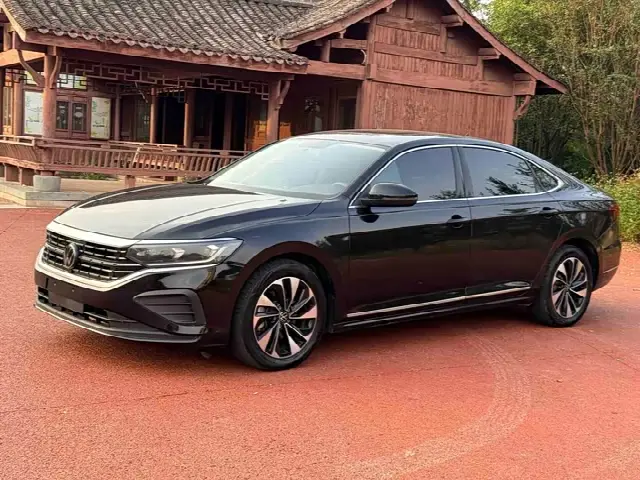 Volkswagen Passat 2024, 48 000 км