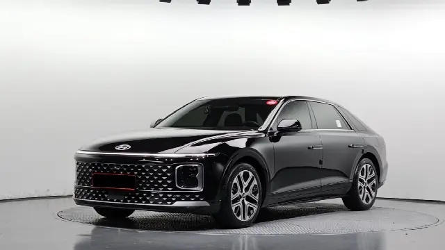 Hyundai Grandeur 2022, 14 736 км