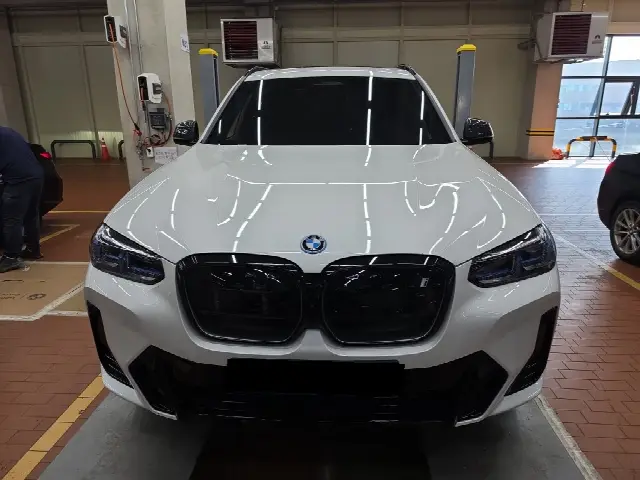 BMW iX3 2021, 22 939 км