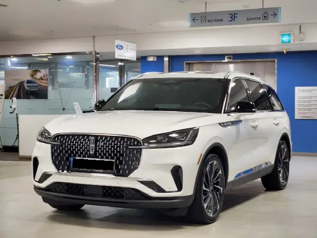 Lincoln Aviator 2019, 19 753 км