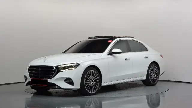Mercedes-Benz E-Class 2024, 32 060 км