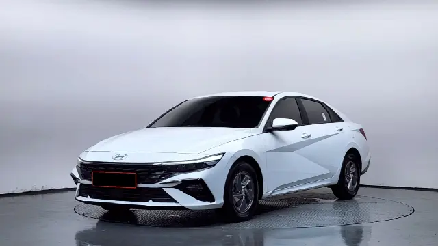 Hyundai Avante 2023, 44 977 км