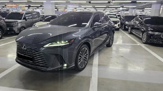 Lexus RX 2023, новый