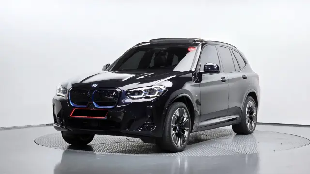 BMW iX3 2021, 33 353 км