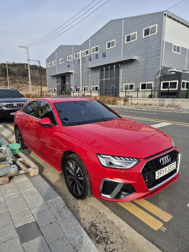 Audi A4 2016, 39 000 км