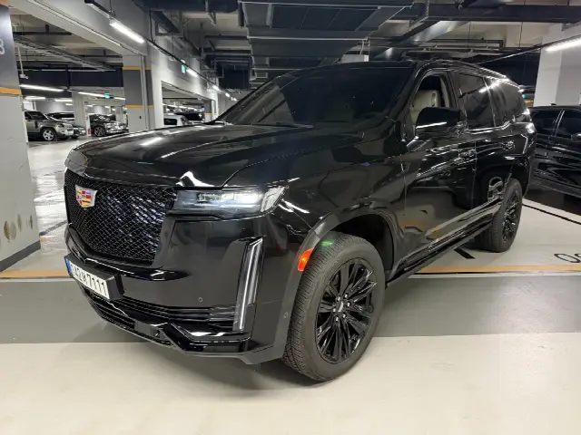 Cadillac Escalade 2021, 24 856 км