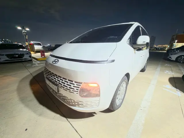 Hyundai Staria 2021, 72 808 км
