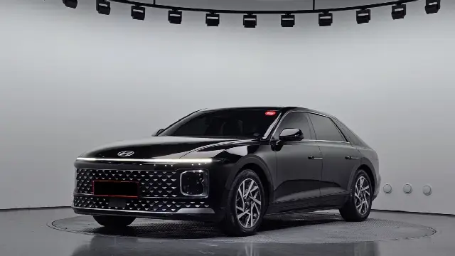 Hyundai Grandeur 2022, 61 915 км