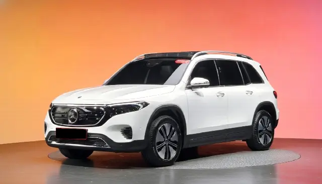 Mercedes-Benz EQB 2022, 40 228 км
