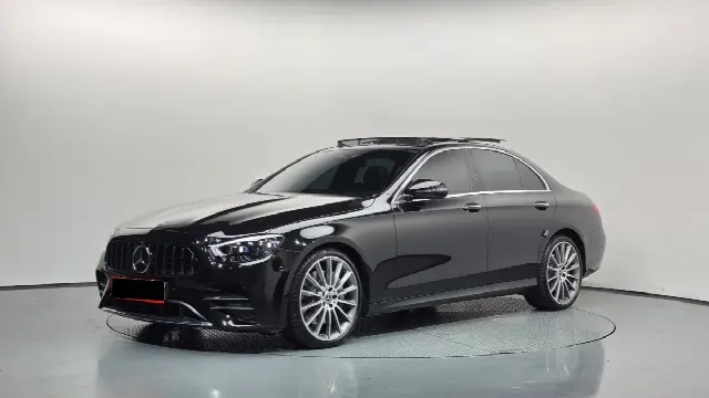 Mercedes-Benz E-Class 2016, 9 351 км