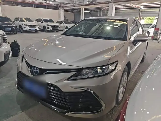 Toyota Camry 2021, 47 400 км