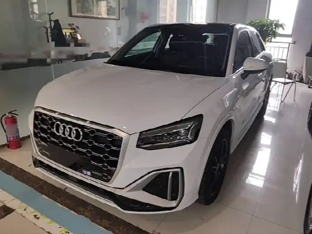 Audi Q2L 2022, 69 800 км