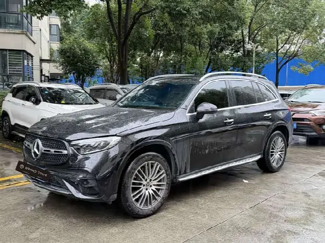 Mercedes-Benz GLC-Class 2025, 6 400 км
