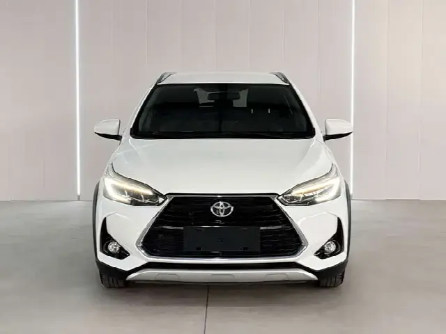 Toyota Yaris L Hatchback 2022, 39 000 км