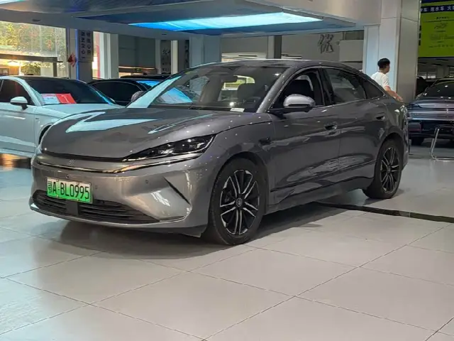BYD Qin L 2025, 4 800 км