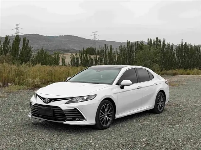 Toyota Camry 2021, 35 000 км